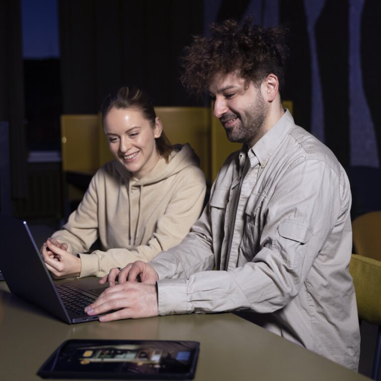 team-working-animation-project-min